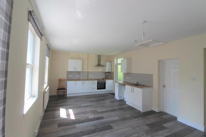 Open Plan Kitchen/Living Space
