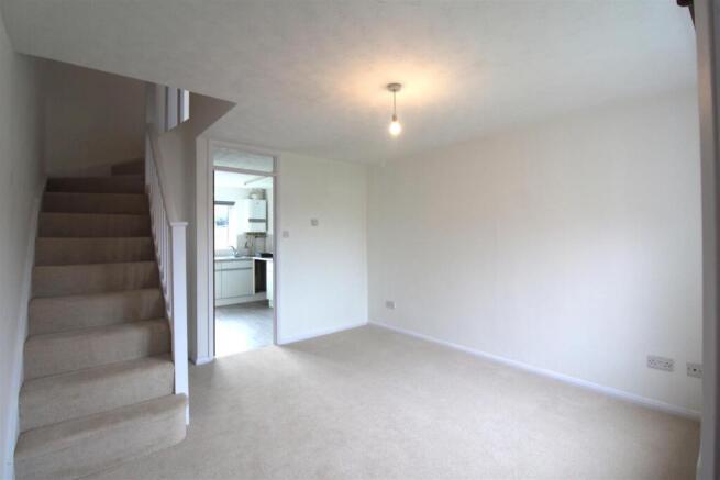 Senwick Drive  - Living room1.JPG