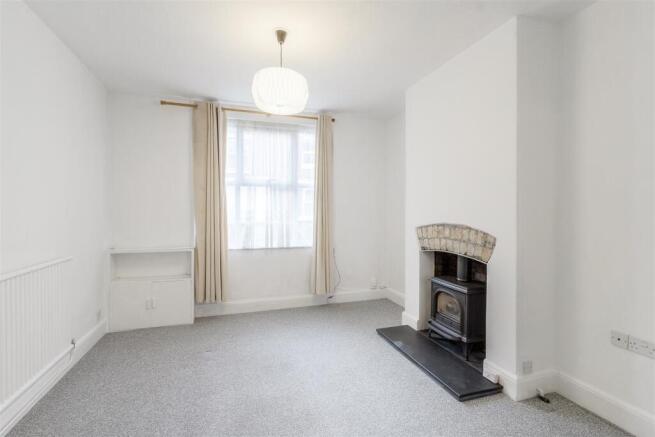 Whitworth Road living