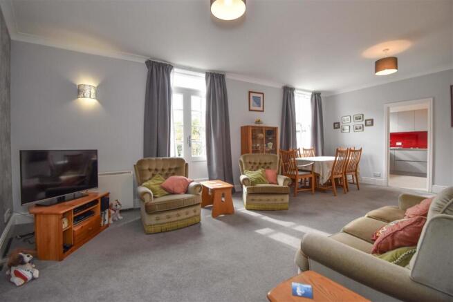 8 Albert Court Living Room a.jpg