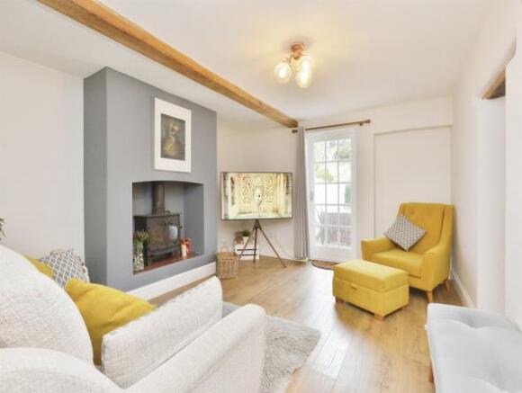 Living Room 2.jpeg