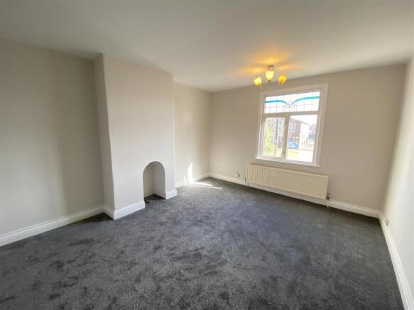BEDROOM 1.jpeg