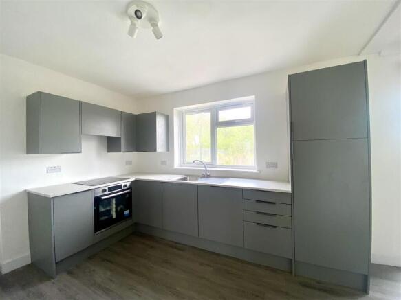 KITCHEN 2.jpeg