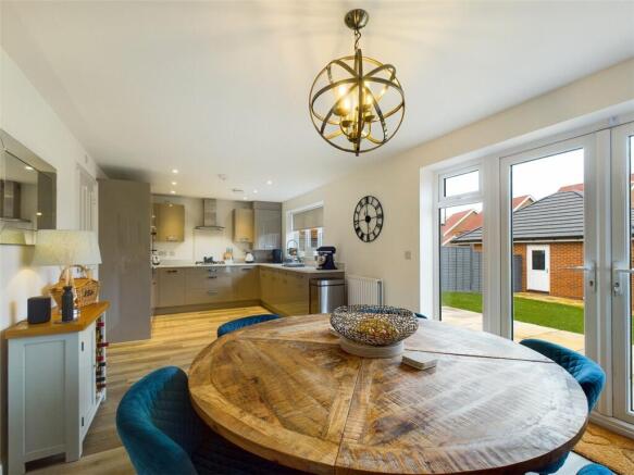Kitchen/Dining Room