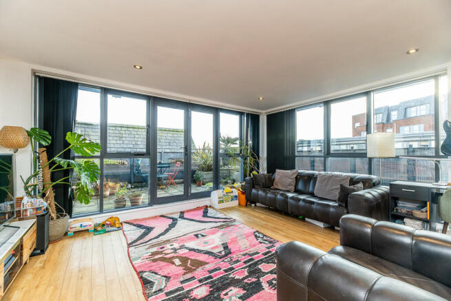 116 Parkgate 026