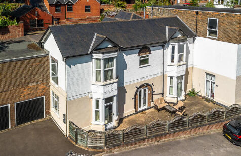 Lenton Road, The Park, NG7