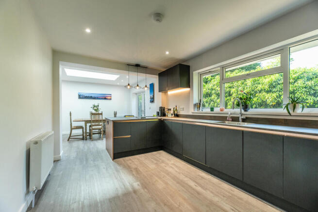 1 Yew Close 048