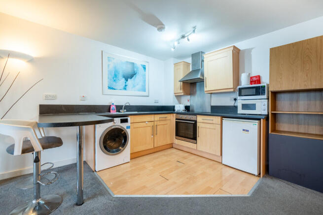 25501-17 61 Park ...