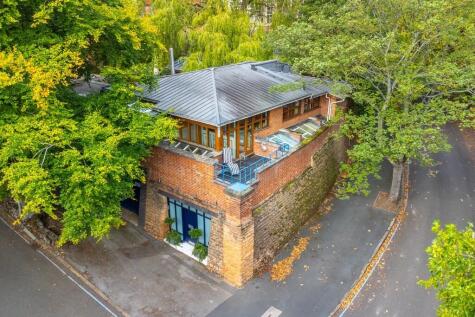 Tunnel Road, The Park, NG7