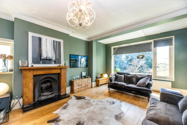 34 Warwick Road 0...