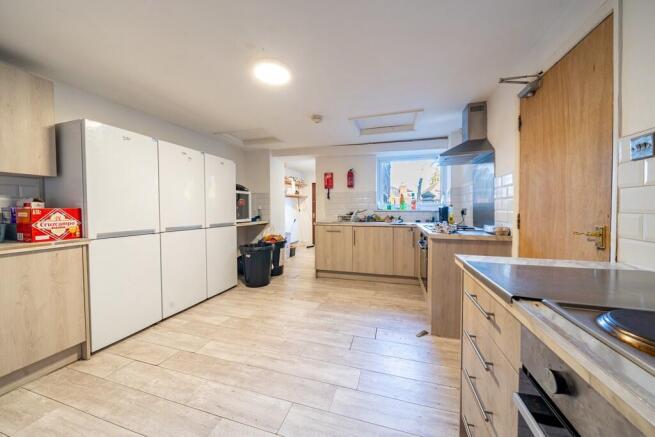 25241-09 Langham ...