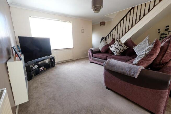 SITTING/DINING ROOM