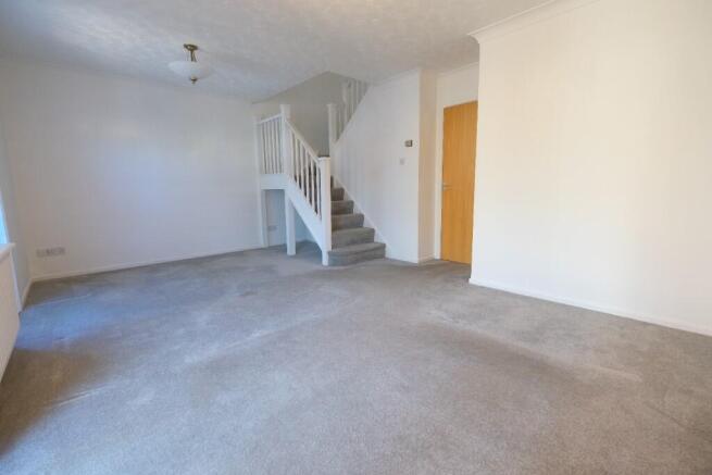 SITTING/DINING ROOM