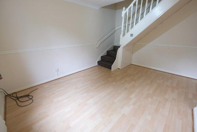 SITTING/DINING ROOM