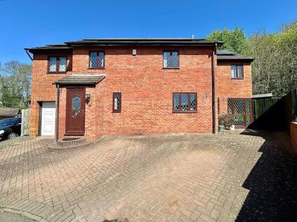 Gresham Drive, West Hunsbury, Northampton NN4