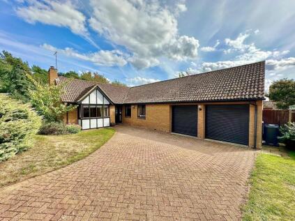 Kites Close, East Hunsbury, Northampton NN4