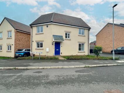 Emperor Crescent, Pineham Village, Northampton, NN4