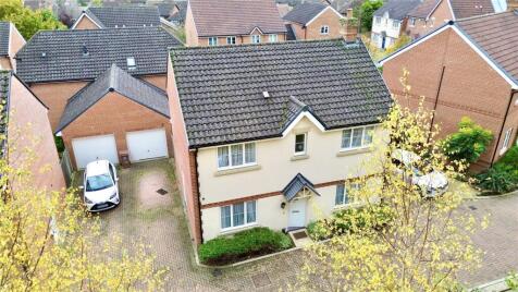 Hampshire Close, Wokingham, Berkshire, RG41