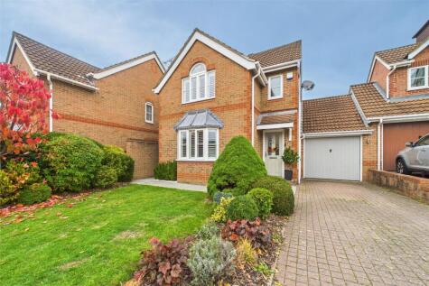 Foxglove Close, Winkfield Row, Bracknell, Berkshire, RG42