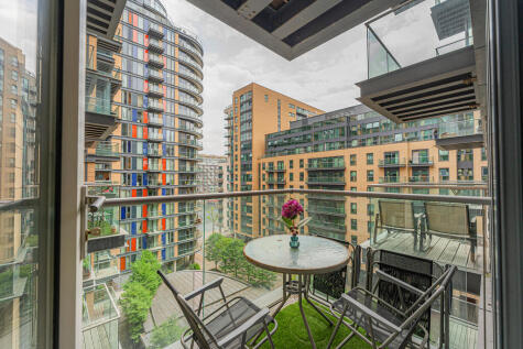 Millharbour, Isle of Dogs E14