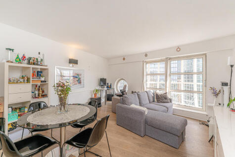 Cascades Tower, Canary Wharf E14