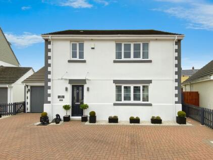 Spacious family home, Helston