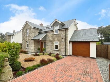 Stunning four bed home, Rosudgeon