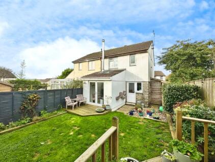 Helston, Stylish three bedroom home