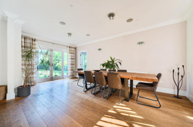 1355829-16-68d143...