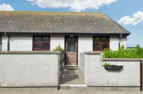 Falmouth - 2 bedroom apartment for sale