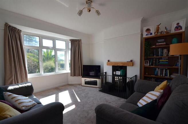 SITTING ROOM