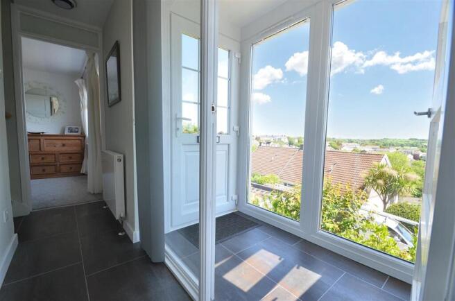 ENTRANCE PORCH