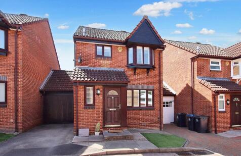 Kingcup Close, Shirley Oaks Village