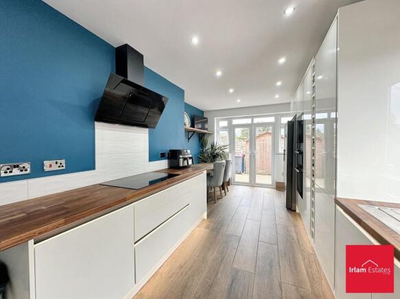 KITCHEN/DINER