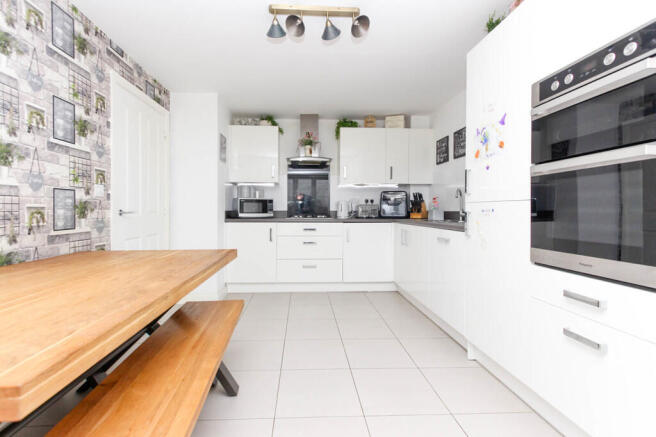 Kitchen/Dining Ro...