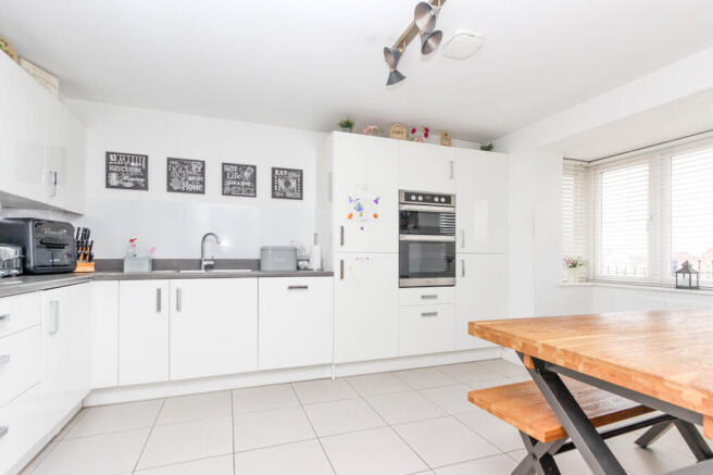 Kitchen/Dining Ro...