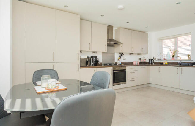 Kitchen/Dining Ro...
