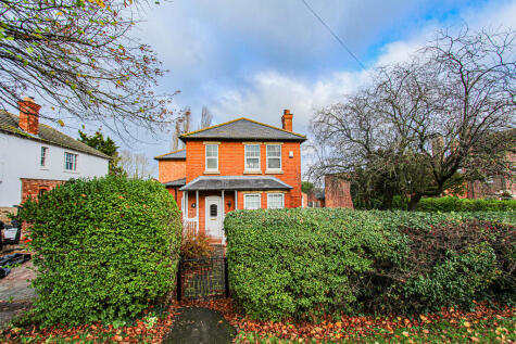 Finedon Road, Irthlingborough