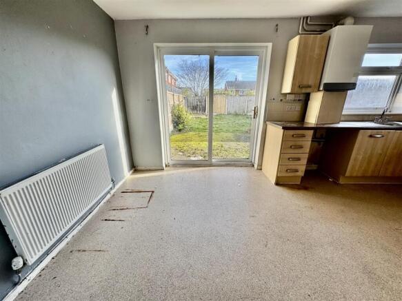 Kitchen / Dining Room