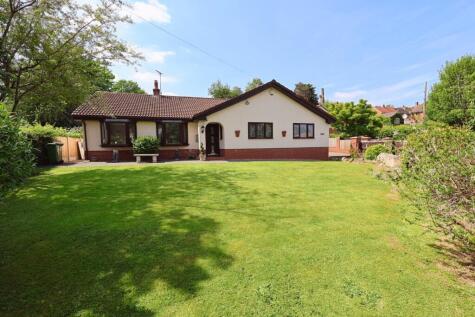 Wrexham Road, New Broughton, Wrexham