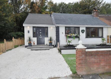 1 New Moss Road, Cadishead M44 5JN