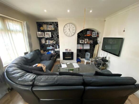 lounge.jpg