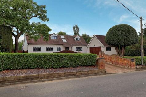 Queenborough Lane, Rayne