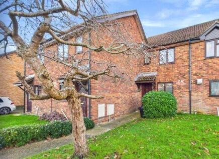 Westminster Way, Lower Earley, Reading, Berkshire, RG6