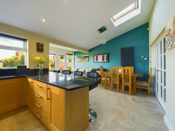 Open plan dining kitchen