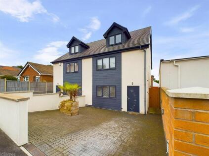 Adbolton Avenue, Gedling, Nottingham