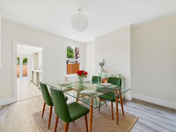Dining Room (Virtually Furnished)