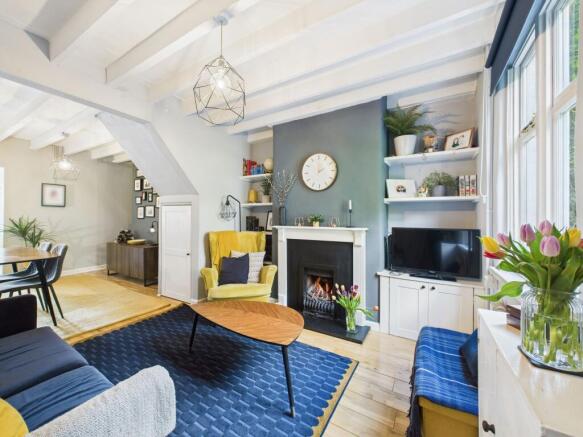 Lounge/Dining Room