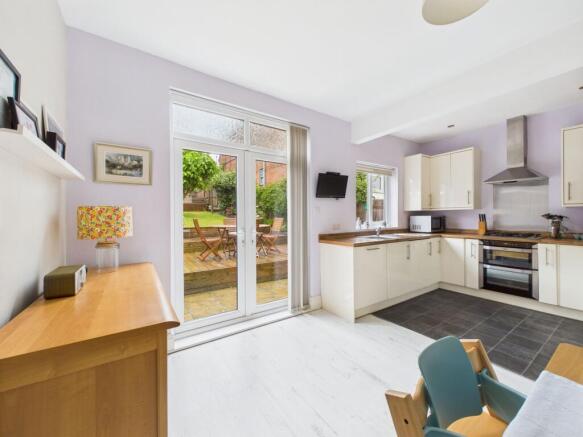 Dining/Kitchen