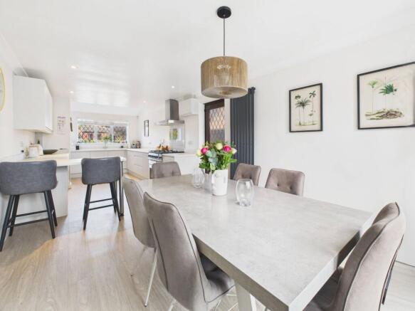 Dining/Kitchen